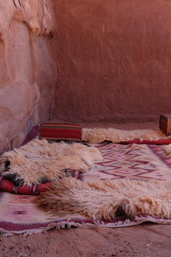 Wadirum Momoo Wadi Rum Exterior photo