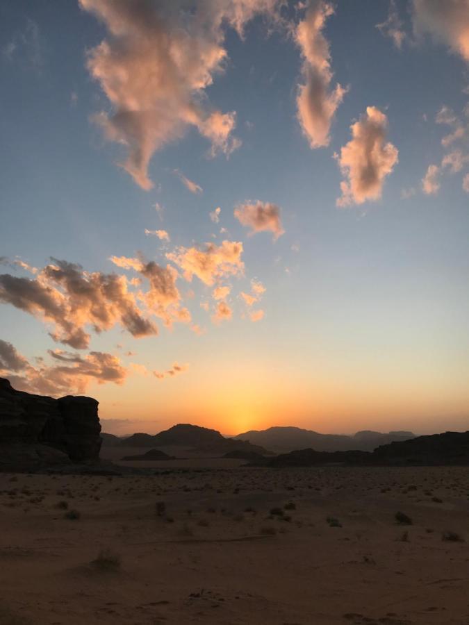 Wadirum Momoo Wadi Rum Exterior photo